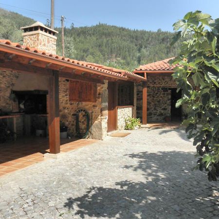 フィゲイロー・ドス・ヴィーニョス Casa Velhaヴィラ エクステリア 写真